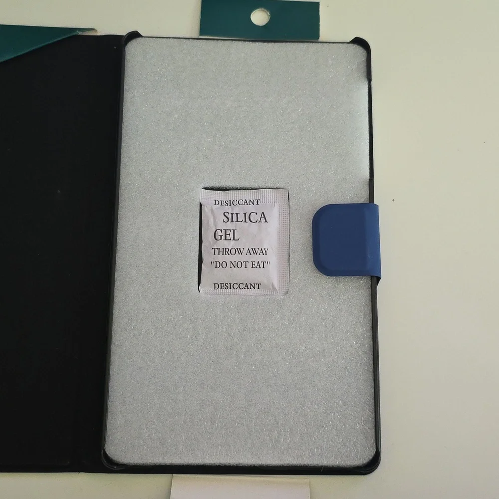 onn. Tablet Folio Case for Samsung Galaxy Tab A7 Lite 8.7